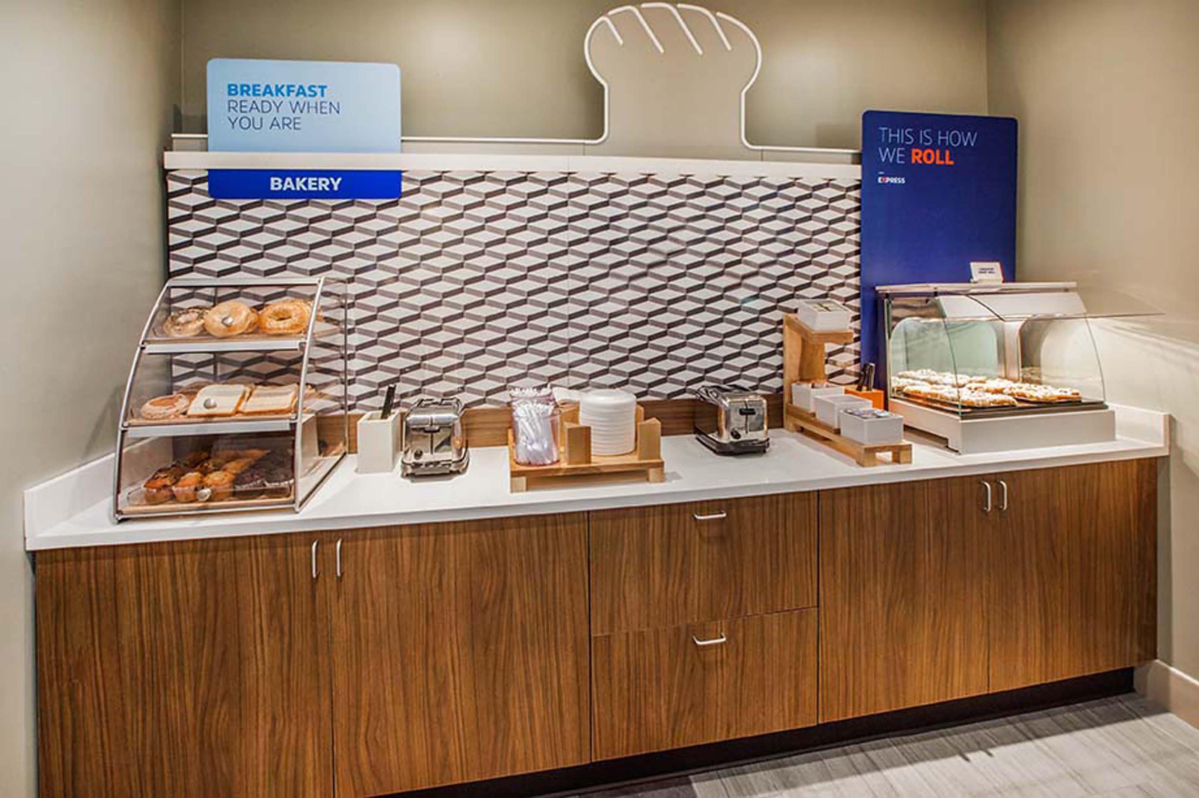 Holiday Inn Express Hotel & Suites Chattanooga Downtown By Ihg Ngoại thất bức ảnh