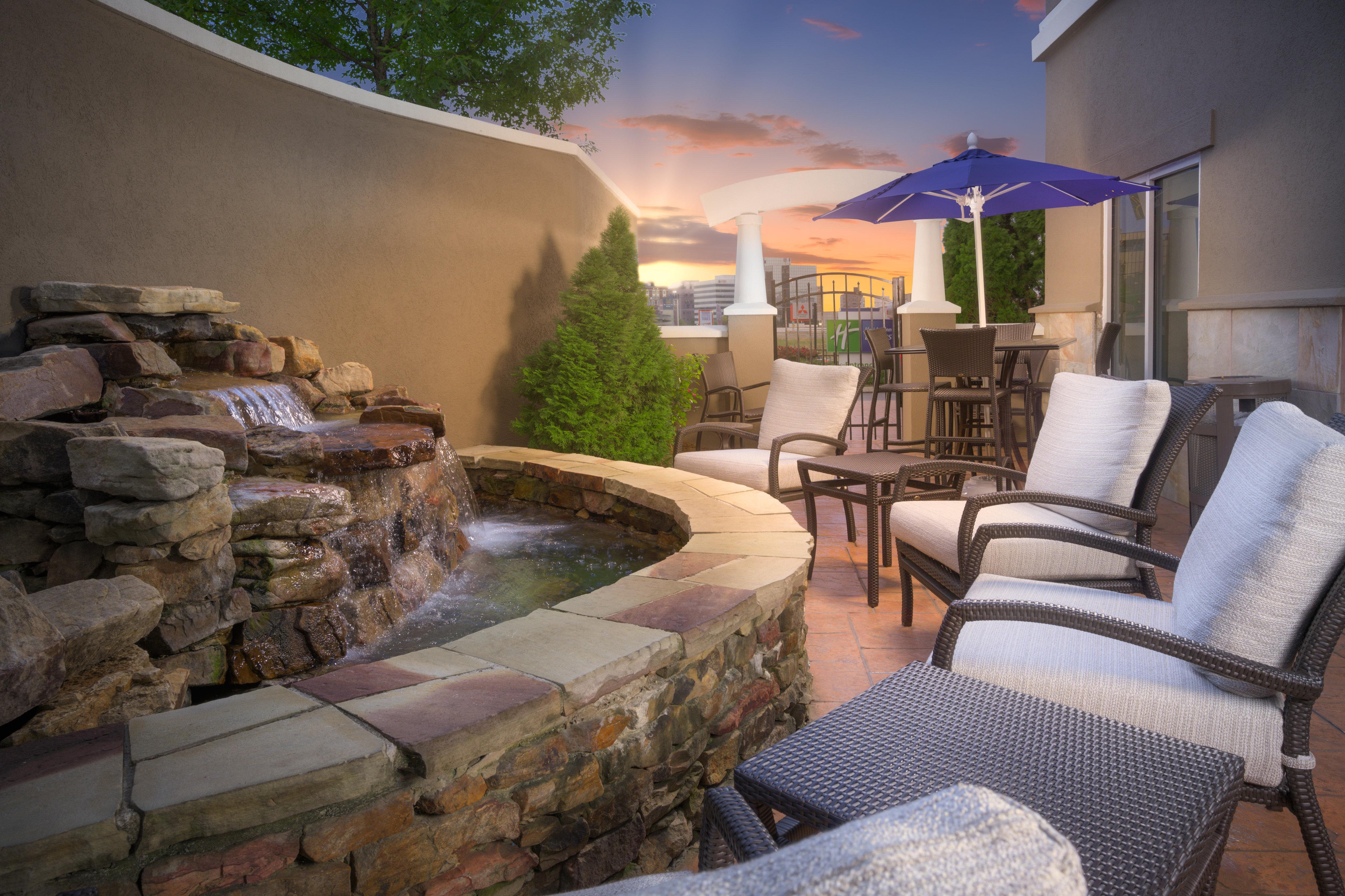 Holiday Inn Express Hotel & Suites Chattanooga Downtown By Ihg Ngoại thất bức ảnh