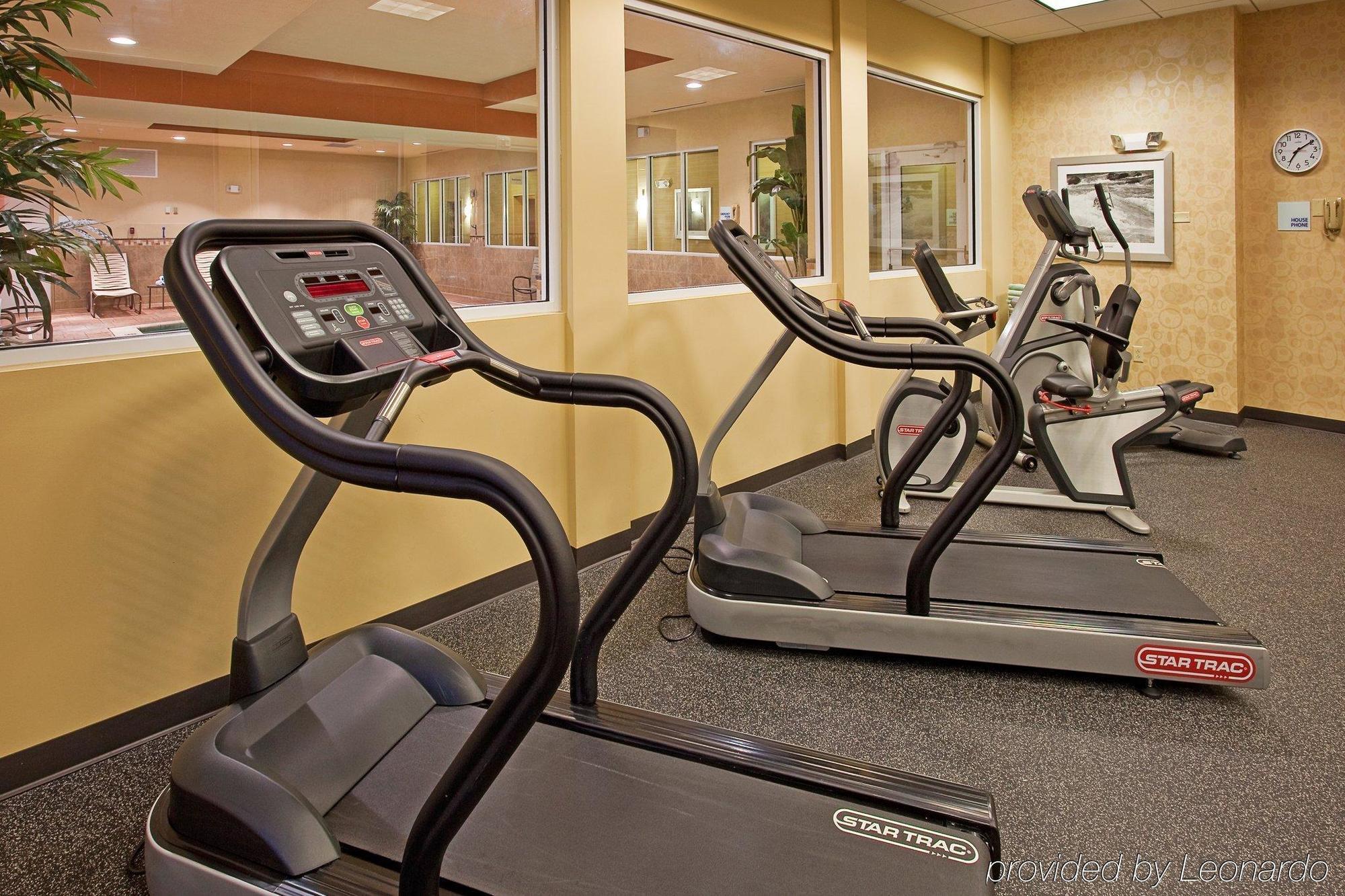Holiday Inn Express Hotel & Suites Chattanooga Downtown By Ihg Ngoại thất bức ảnh